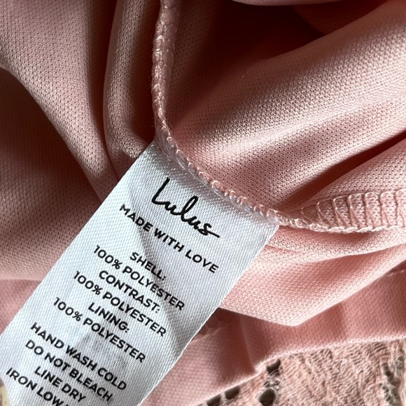 Lulu’s Lace Dress - Picture 9 of 12